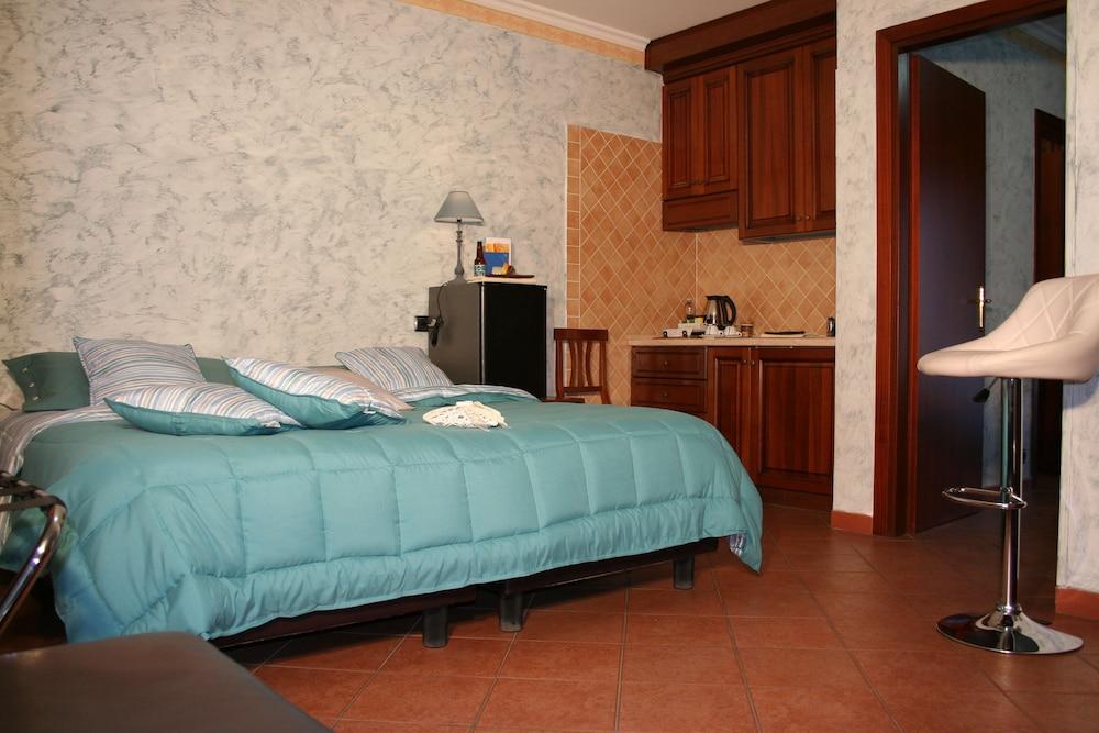 Euro House Airport Hotel