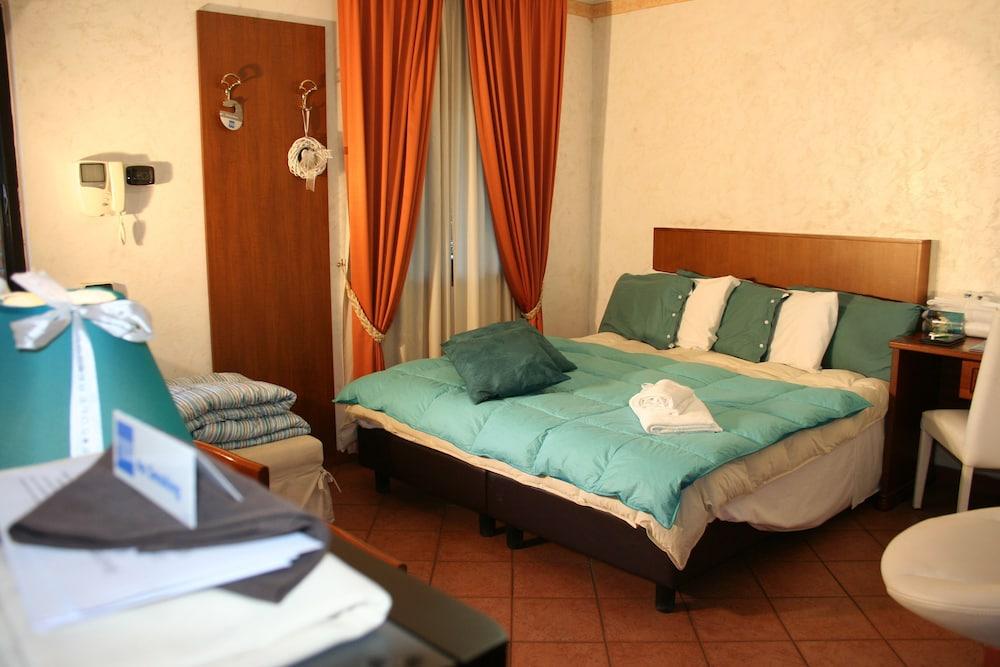 Euro House Airport Fiumicino