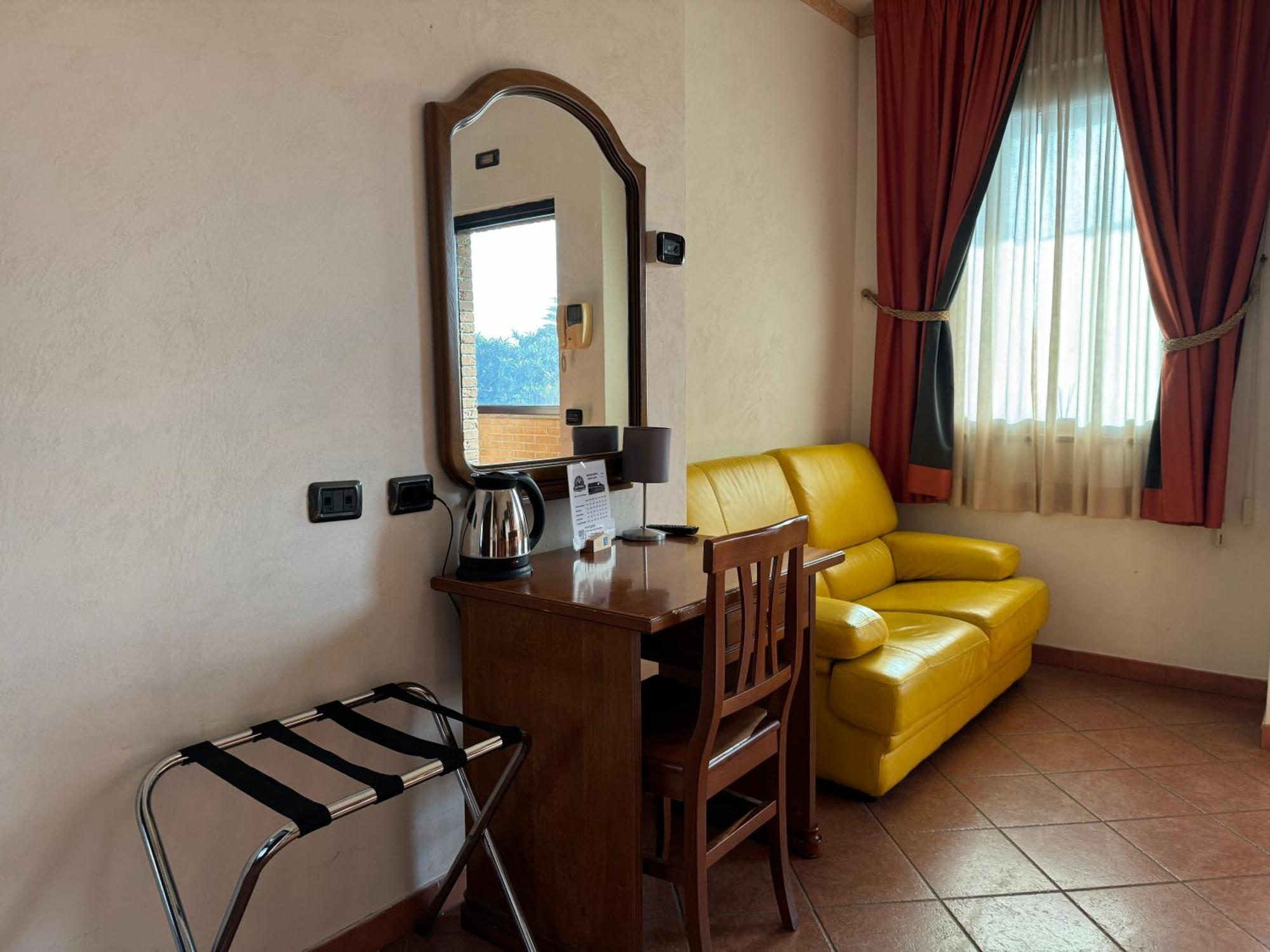 Euro House Airport Hotel