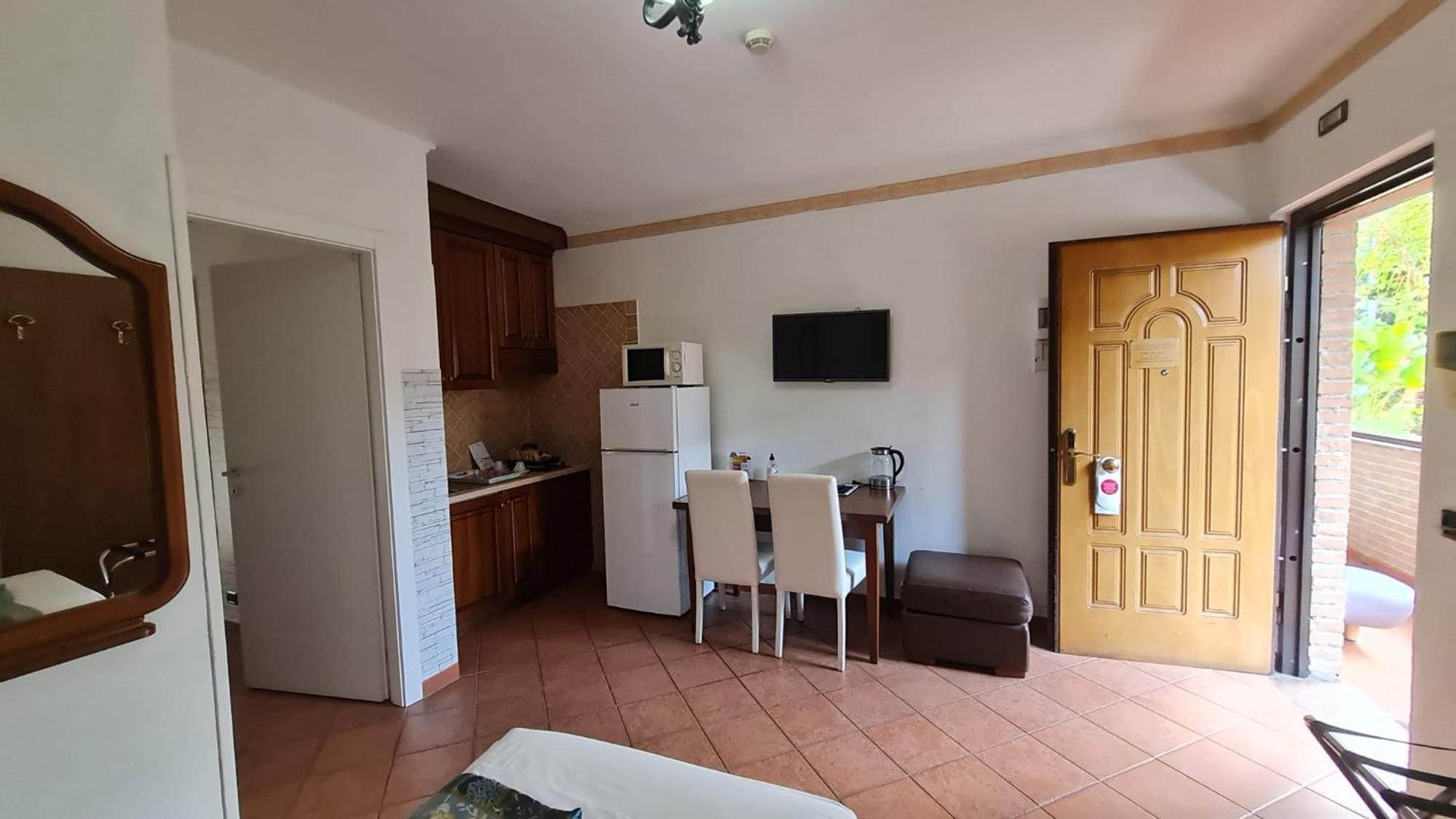 Euro House Airport Hotel