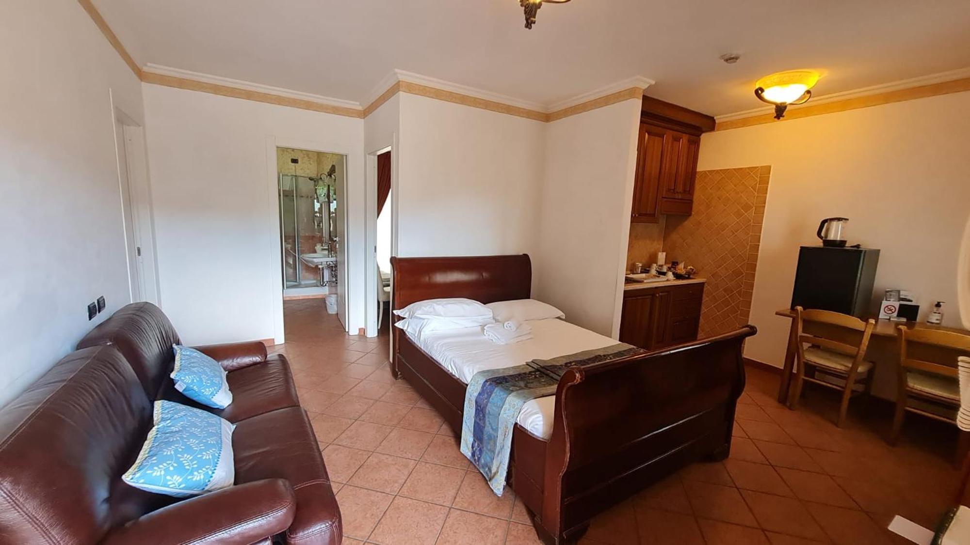 Hotel Euro House Airport